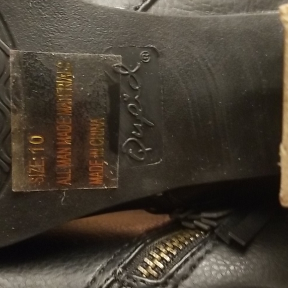 Black ankle boots - Picture 7 of 8